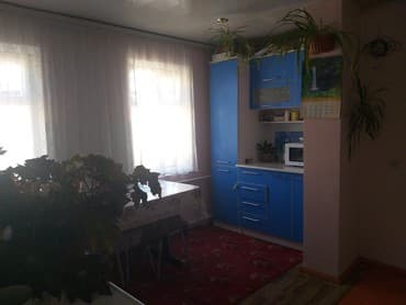 обмен дом на кв: Үйдүн жарымы, 70 кв. м, 4 бөлмө, Менчик ээси — 1