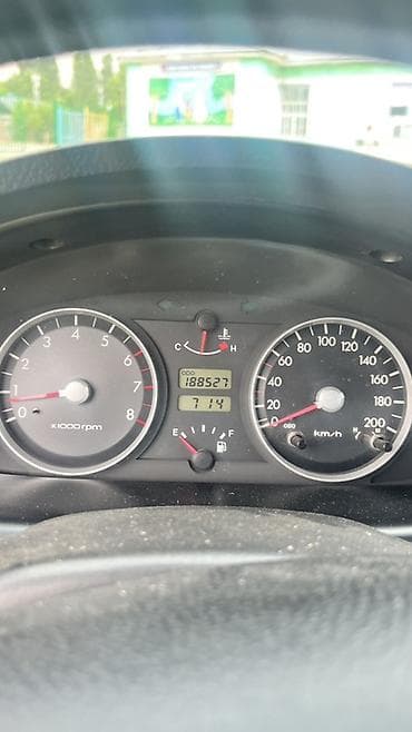 Транспорт: Hyundai Getz: 2003 г., 1.3 л, Автомат, Бензин, Хэтчбэк — 6