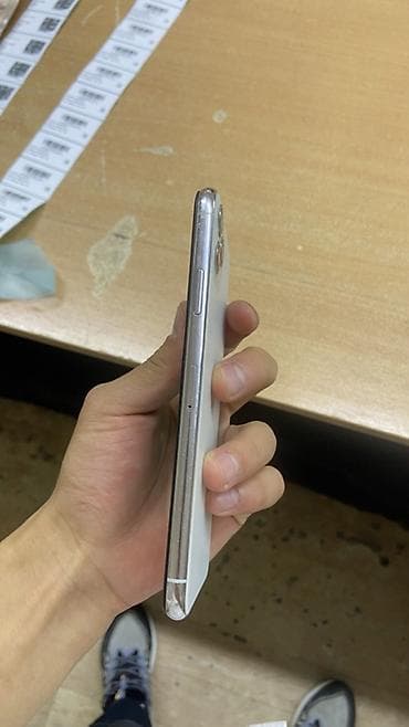 смарт часы детские с сим картой: IPhone 11 Pro, 512 ГБ, Серебристый — 3