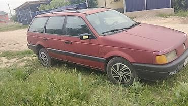 бар авто: Volkswagen Passat Variant: 1992 г., 1.8 л, Кол менен иштөөчү, Бензин, Универсал — 2