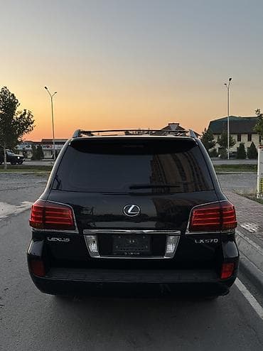 Lexus LX: 2008 г., 5.7 л, Автомат, Газ, Внедорожник — 3