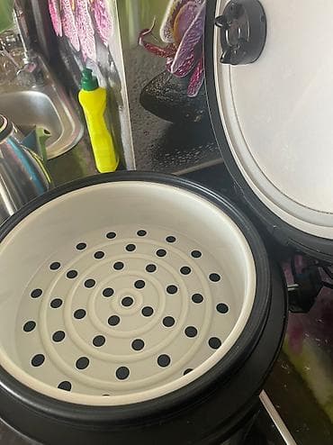 mini 2: Мультиварка Midea . Почти новая . Пользовались 2раза Без коробки — 5