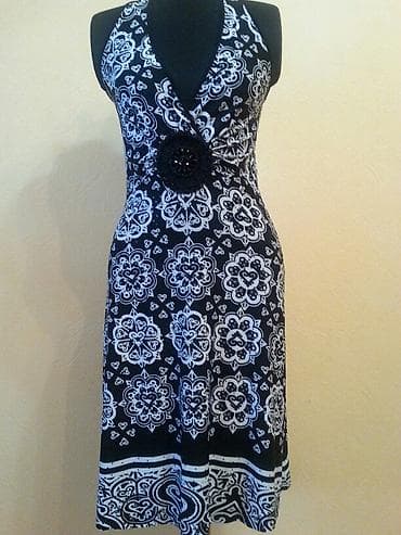 Продаю платье р. 46-48, прилагается болеро （черное） про-во турция