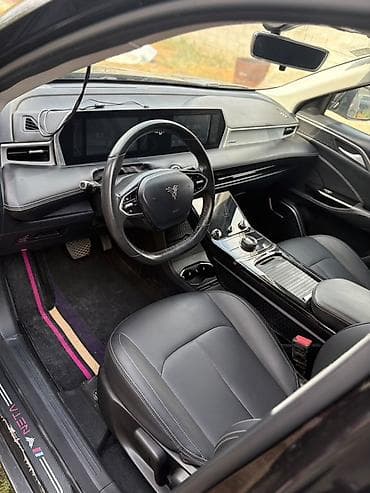 mini v: Hozon Neta U: 2023 г., 0.1 л, Автомат, Электромобиль, Кроссовер — 6