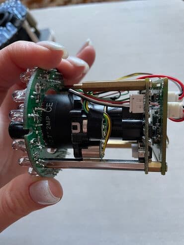 6 d: Запчасти для видеокамеры В рабочем идеальном состоянии. Каждая — 4