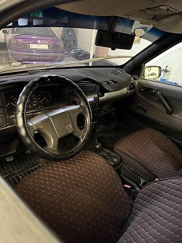 донголок 14 с: Volkswagen Passat: 1988 г., 1.8 л, Механика, Бензин, Универсал — 7