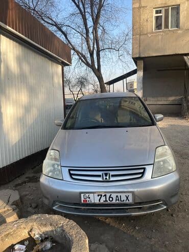 крутые машины: Honda Stream: 2002 г., Универсал — 2