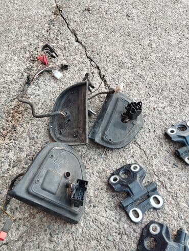 кузовные запчасти на дэу нексия в бишкеке: Петли дверей перед и накладки наружных зеркал Мерседес 210 рестайлинг — 5