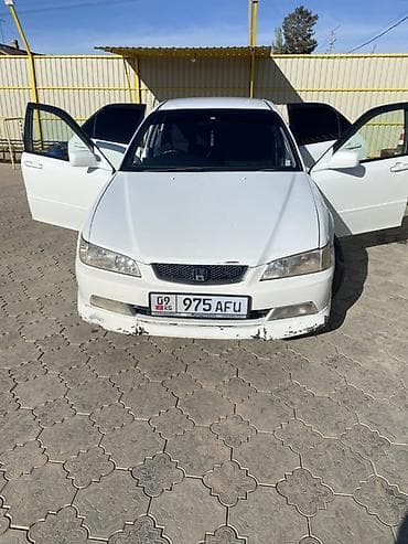 r 350: Honda Accord: 2001 г., 2 л, Автомат, Бензин — 8