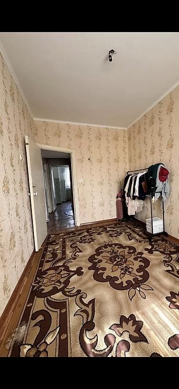 Батирлерди сатуу: 3 бөлмө, 65 м², 105-серия, 105-серия, 5 кабат, Эски ремонт — 4