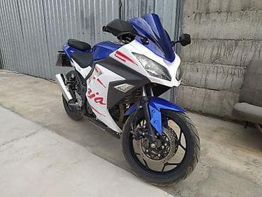 Мототехника: Спортбайк Kawasaki, 250 куб. см, Бензин — 3