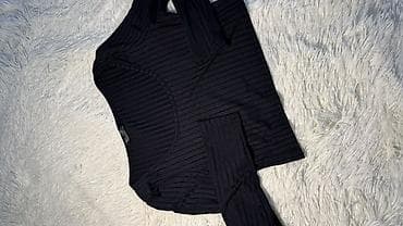 Классические черные брюки палаццо прямого кроя.РАЗМЕР S-M тянется цена — 4