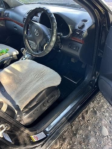 авто рага: Toyota Avensis: 2004 г., 2 л, Автомат, Бензин, Седан — 7