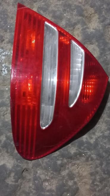 Задний фонарь для автомобиля - Тип: наружный задний фонарь