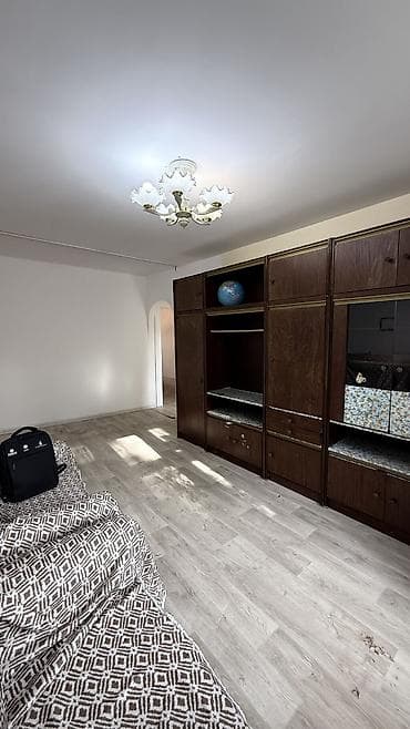 Недвижимость: 3 комнаты, 59 м², 104 серия, 4 мкр 104 серия, 4 этаж, Косметический ремонт — 3