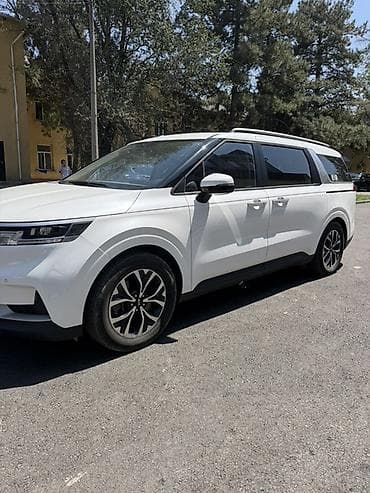 Kia Carnival: 2021 г., Минивэн — 8