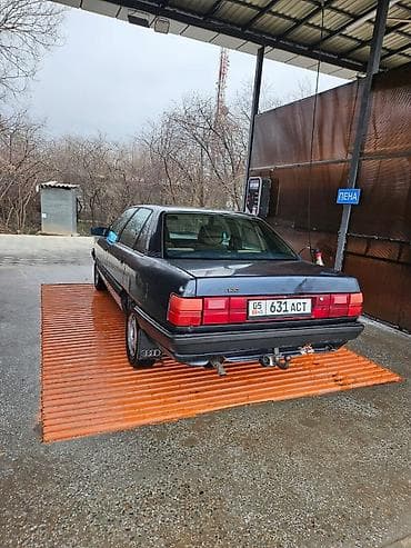 оптом светы: Audi 100: 1989 г., 2.3 л, Бензин, Седан — 2