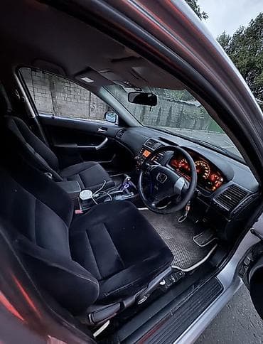 двигитил: Honda Accord: 2002 г., 2.4 л, Автомат, Газ, Универсал — 5