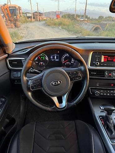 Kia K5: 2017 г., 2 л, Гибрид, Седан — 9