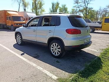 обмен на авенсис: Volkswagen Tiguan: 2011 г., 2 л, Автомат, Бензин, Кроссовер — 8