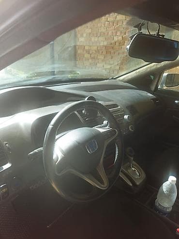 Honda Civic: 2009 г., 1.8 л, Автомат, Бензин, Седан — 5
