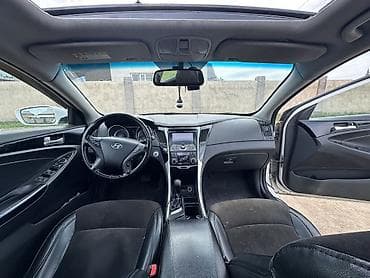 сокулук кун туу: Hyundai Sonata: 2010 г., 2 л, Автомат, Газ — 9