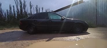 Mercedes-Benz C-Class: 2003 г., 1.8 л, Автомат, Бензин, Седан — 3