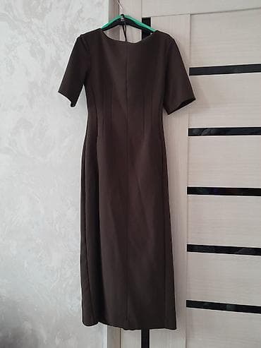 nike jordan: Платье миди в лаконичном стиле, цвет глубокий шоколад. - Приталенный — 3