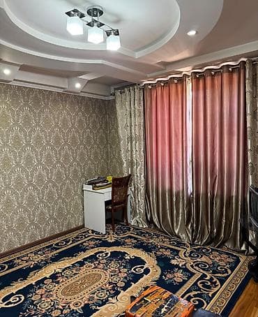 дом для кош: Продам 2-х этажный дом в районе рынка Дордой моторс. Участок 5,7 — 3