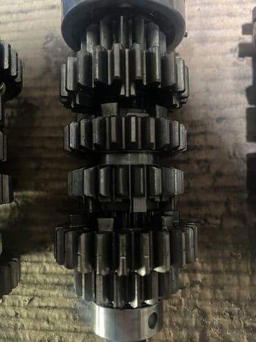 мотор на мотоцикл: КПП на Suzuki gsx R600-750 

Состояние идеал — 3