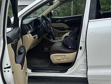 большие шины: Toyota Highlander: 2016 г., 3.5 л, Автомат, Бензин, Кроссовер — 8