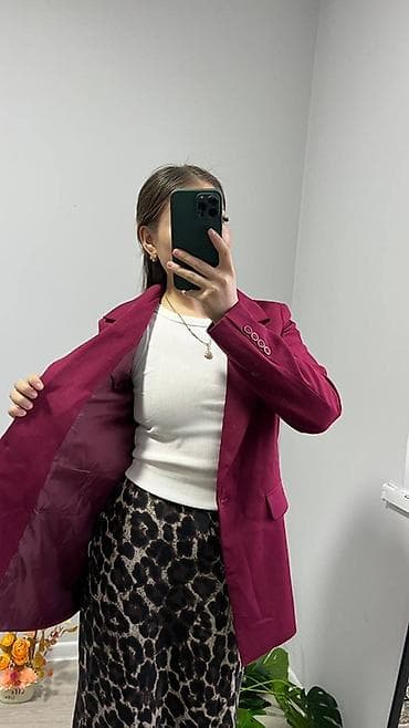 женские пиджак: Женские пиджаки по 1 размеру, размер уточняйте по оптовым ценам — 6