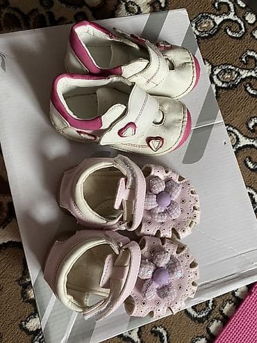 обувь на лето: Жазга женил ботинка кожа размер 22.Баасы 300 сом Жайга босоножки — 1