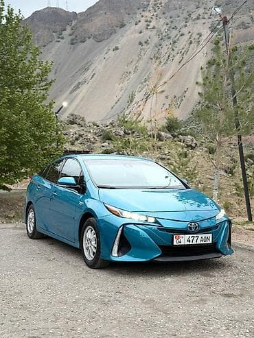 runx alex: Toyota Prius: 2017 г., 1.8 л, Вариатор, Гибрид, Хэтчбэк — 6