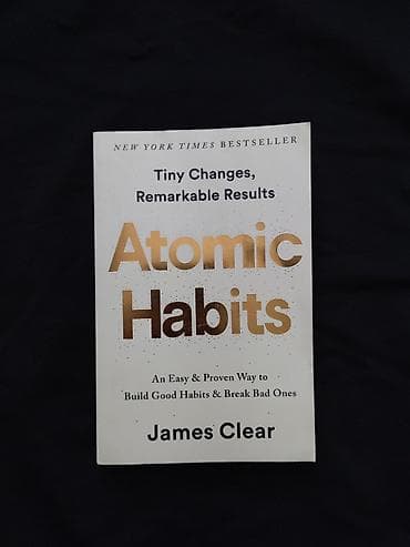Atomic Habits — James Clear (англ. язык) Продаю книгу "Атомные