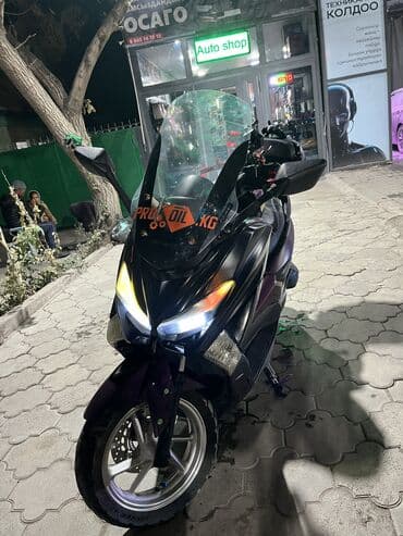 электронная мотоциклы: Макси-скутер Yamaha, 180 куб. см, Бензин, Б/у — 5