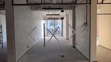 Отделочные работы: На заказ Цельностеклянная перегородка, Для офиса, Монтаж — 3