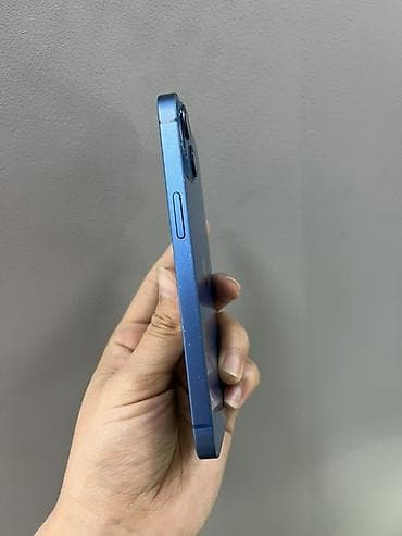 iphone 13 lalafo: IPhone 13, 128 ГБ, синий - Экран Super Retina XDR (OLED) с вырезом — 5