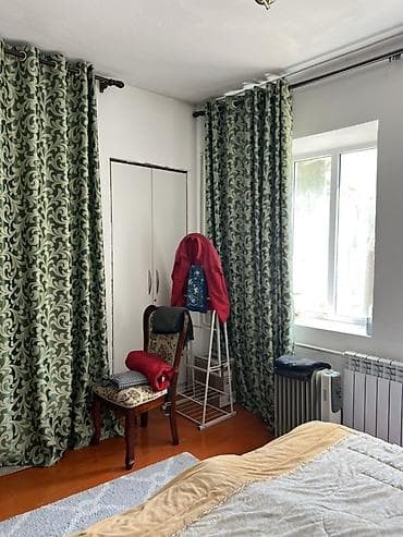 дома в центре: Продаётся дом (полдома) в центре города! Отличное предложение для — 10