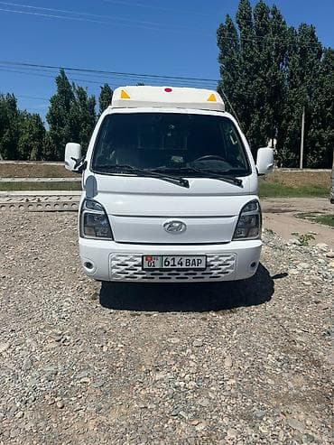 пикап вышка: Легкий грузовик, Hyundai, Стандарт, 1,5 т, Б/у — 1