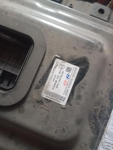 Детали салона: Тяговая батарея (высоковольтный модуль) для гибридного/электромобиля — 6