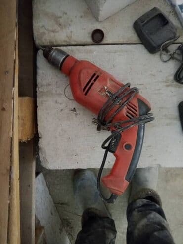 инструмент для электриков: Сетевая ударная дрель - Тип: дрель с кабелем питания - Корпус — 2