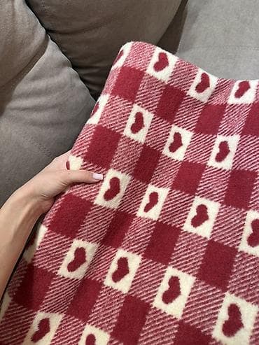 одеяло и пледы детям: Плед, Турция, Б/у, Зима, Двусторонний — 1