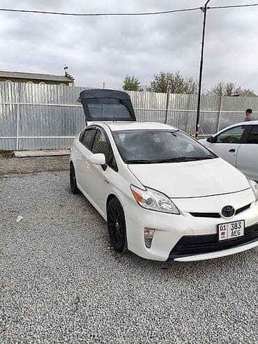 prius 2006: Toyota Prius: 2015 г., 1.8 л, Вариатор, Гибрид, Хэтчбэк — 1