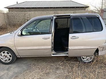 лизинг авто ош: Продаётся компактный праворульный минивэн/универсал (KG номера на — 6