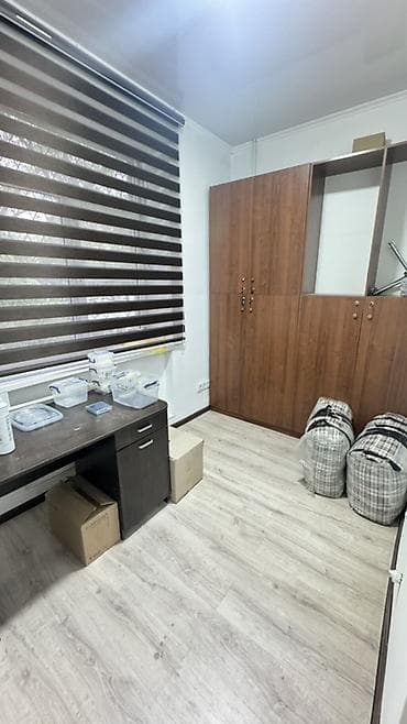 Кыймылсыз мүлк: Офисное/коммерческое помещение - Планировка: приемная/коридор, два — 4