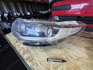 led свет: Передняя левая фара Kia — 2