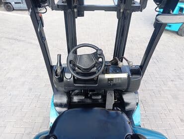 шины на вилочный погрузчик: Погрузчик, 2010 г., Колесный, Вилочный — 11