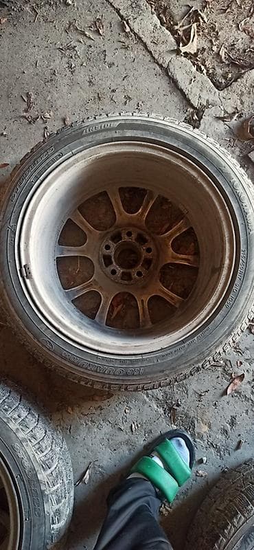 Транспорт: Дөңгөлөктөр монтажда R 17, Колдонулган — 4