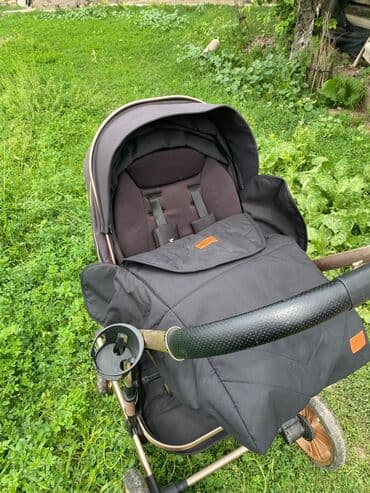 прокат карнавальных костюмов в бишкеке фото: Коляска, цвет - Черный, Б/у — 1